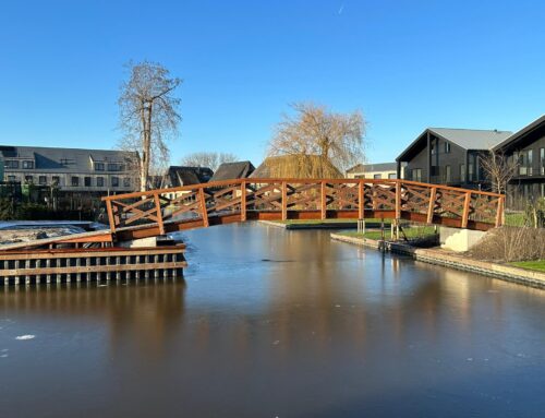 Fietsbrug nabij haven Grote Lijster te Muiden