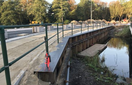 Stalen damwand plaatsen in Moddermanstraat Amsterdam